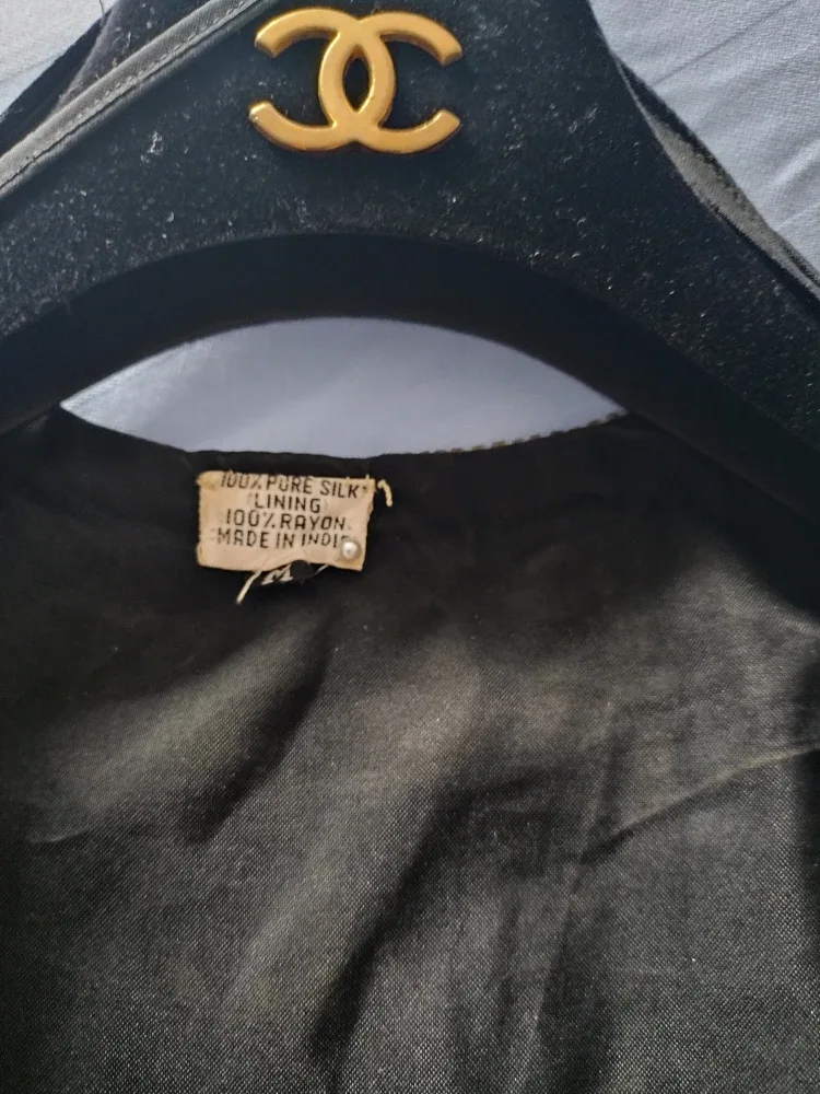 Beaded Silk Jacket - Size M image indicator(5)