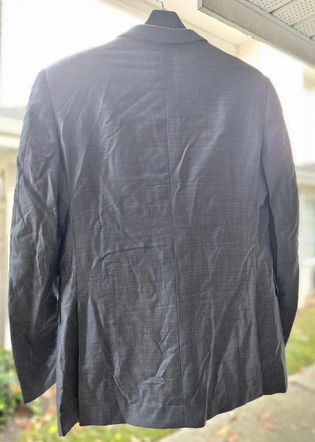 Ermenegildo Zegna 2 PC 100% Wool Suit Grey Size 52R  Like New image indicator(2)