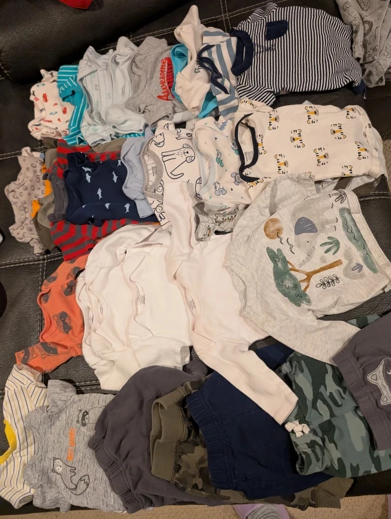 Mixed Baby Clothes Bundle - photo 2