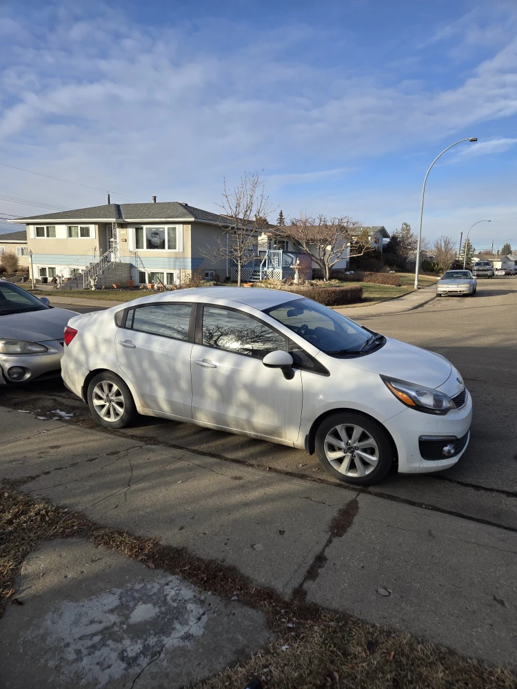 Kia Rio EX Sedan - White