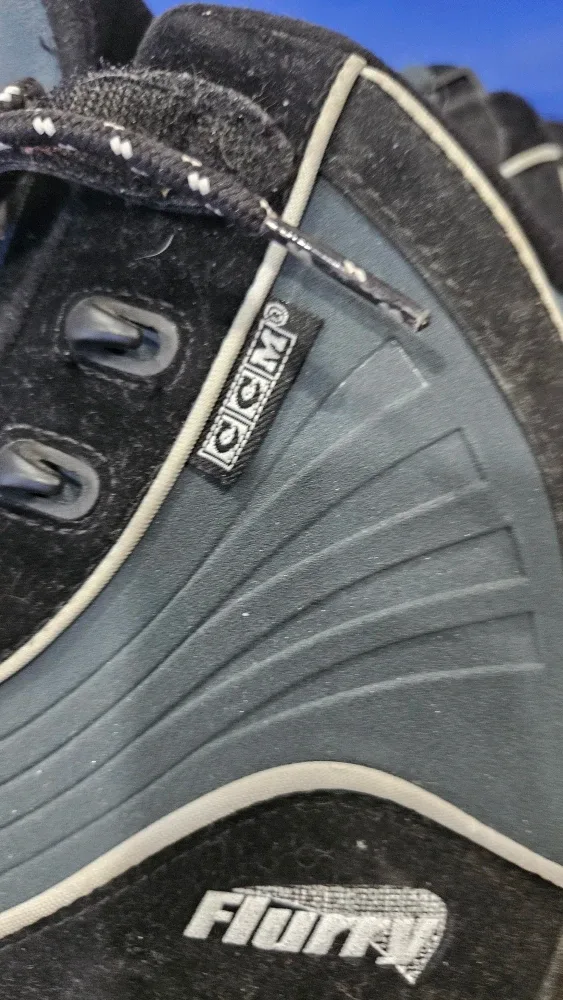 CCM Flurry Ice Skates - Women's Size 8