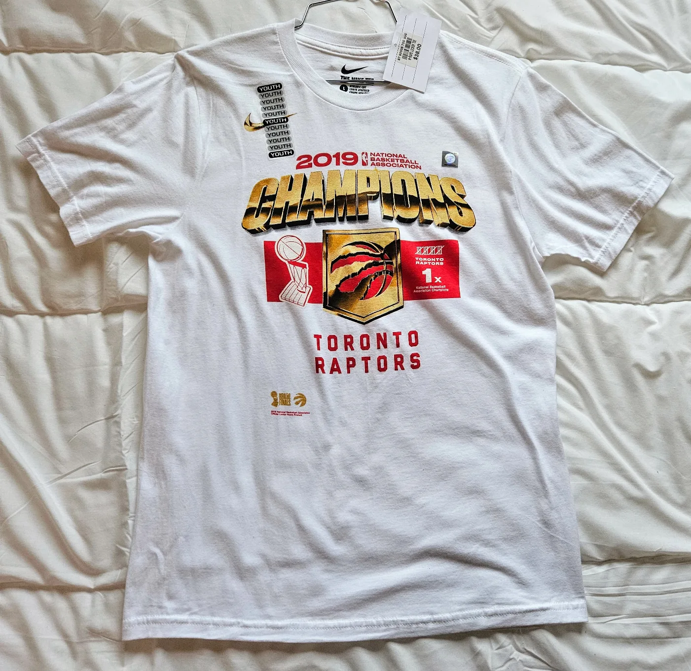 New Toronto Raptors 2019 Championship T-Shirt Youth Size Large thumbnail