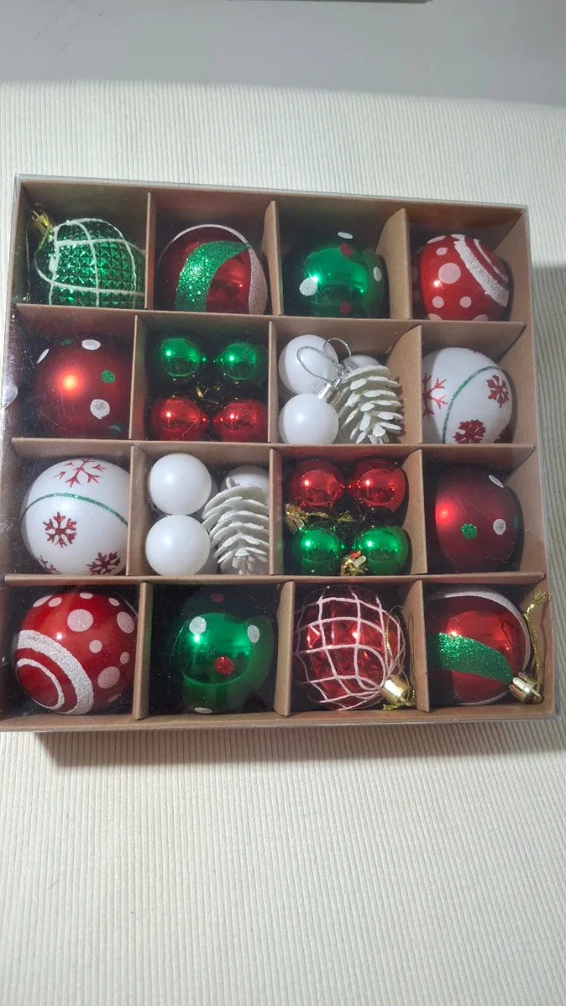 16 pc Christmas Ornament Set - Red, Green, White