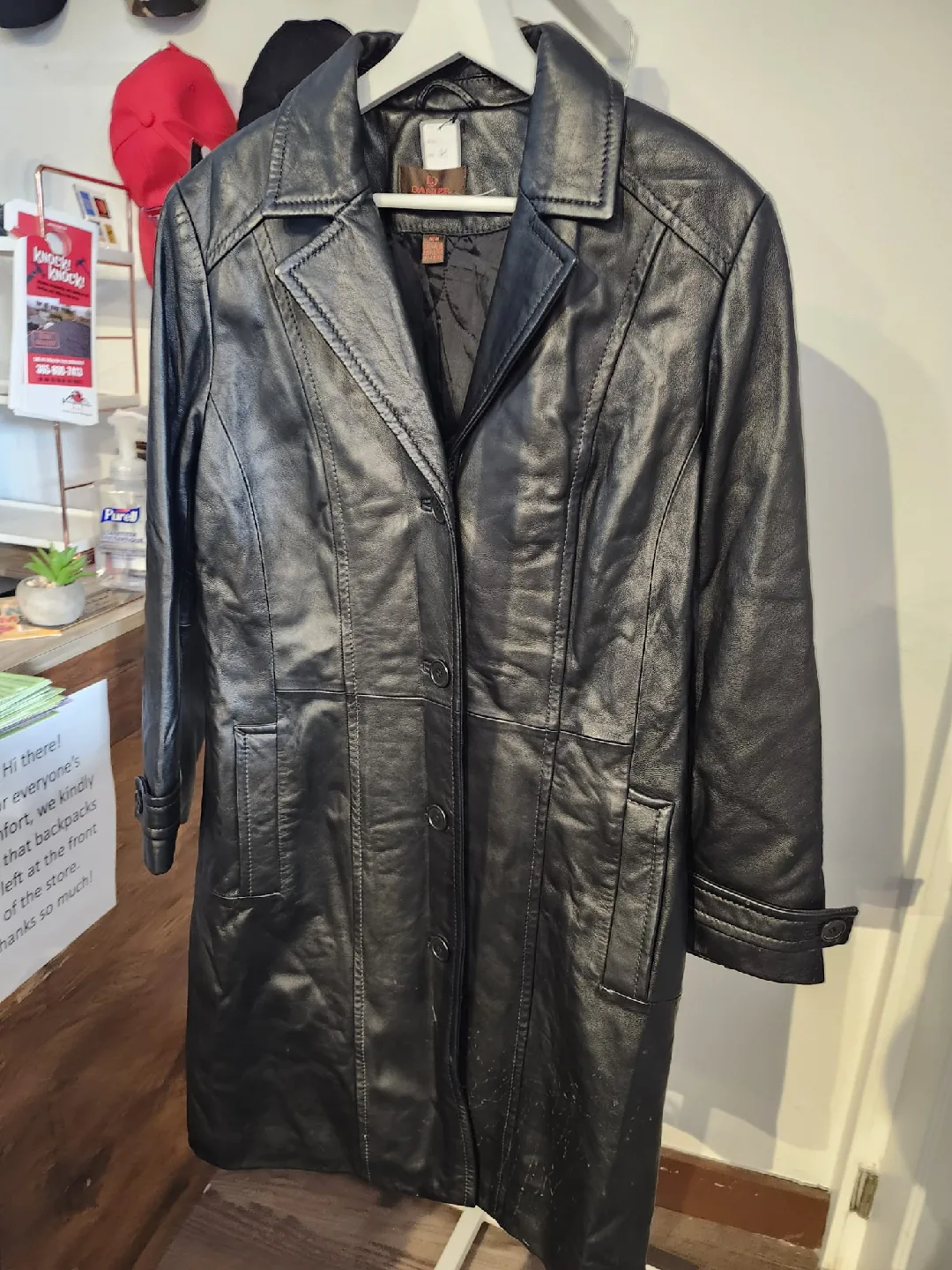 Danier Leather coat image indicator(2)