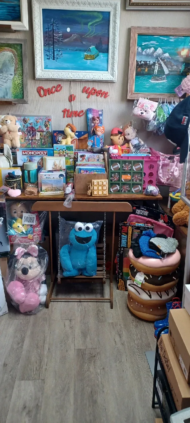 Enoch Serenity Haven Gift Shop image indicator(2)