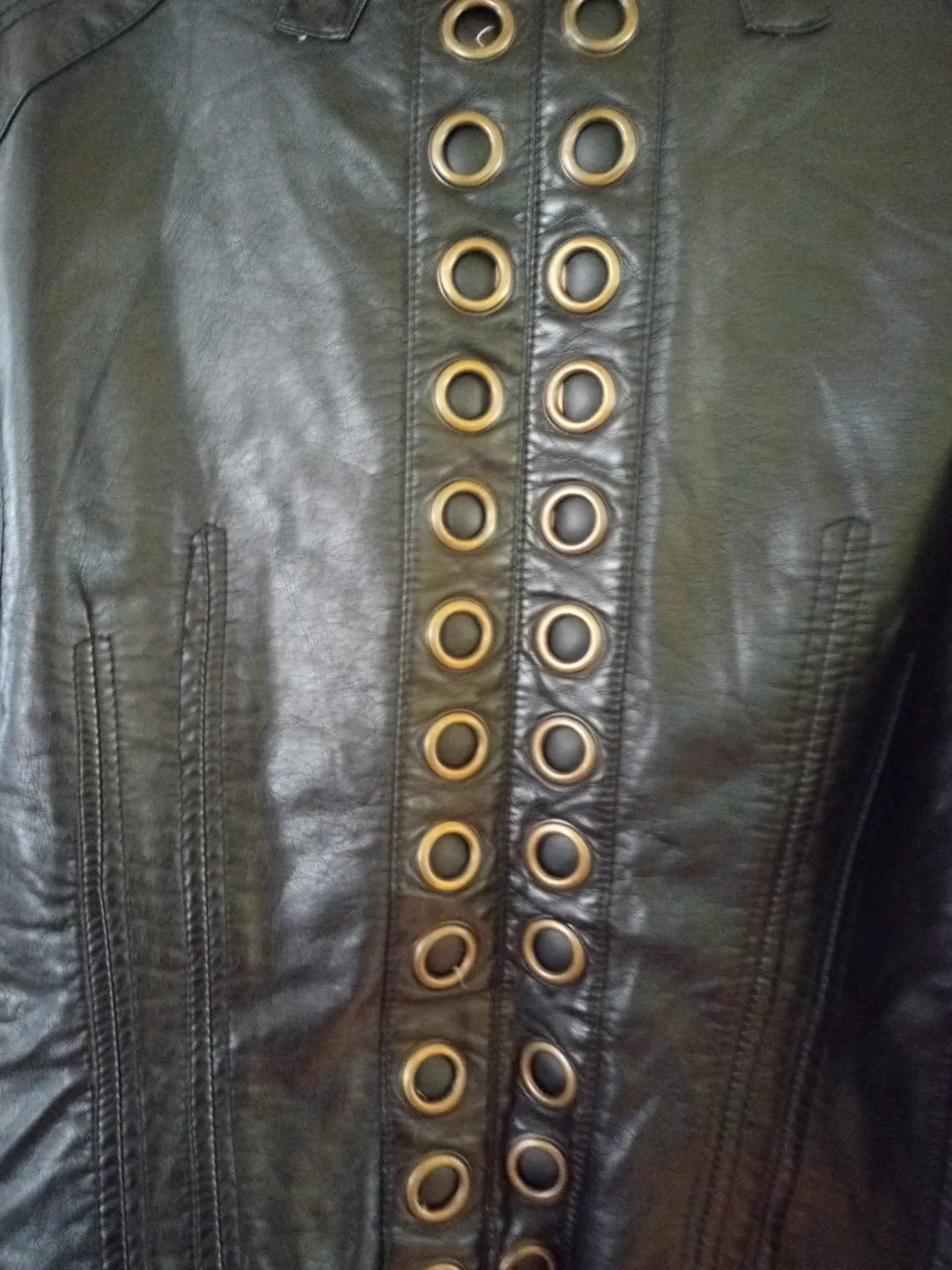 Solitaire Black Ladies Leather Jacket (Size M) image indicator(6)