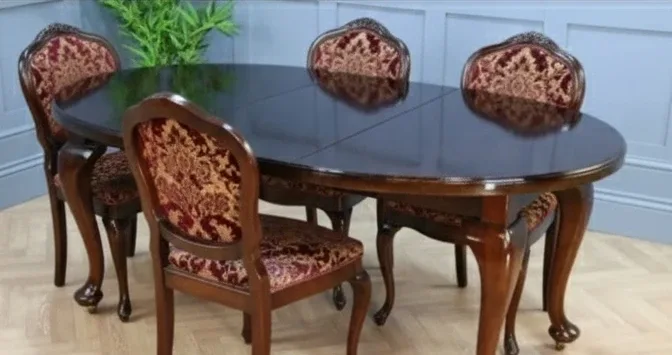 Top Dining Table