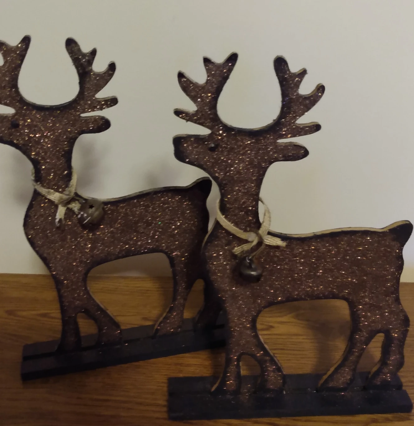8" Set of two wooden Winter Reindeer Decoration