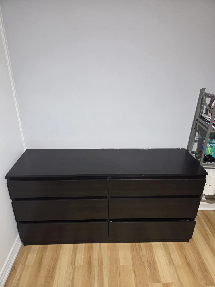 Dark Brown 6-Drawer Dresser