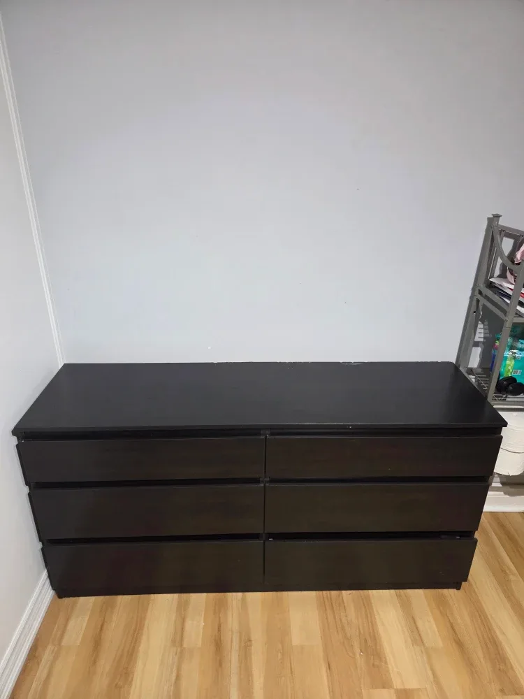 Dark Brown 6-Drawer Dresser