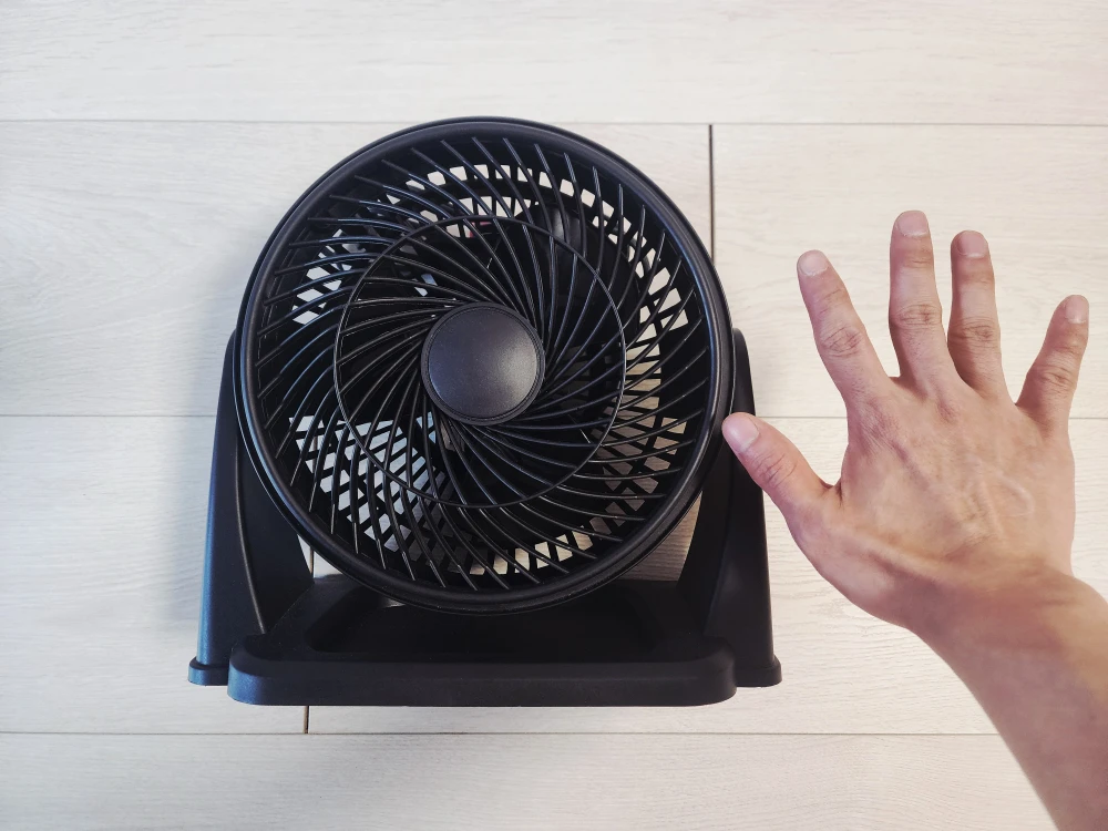 Black Table Fan - photo 2