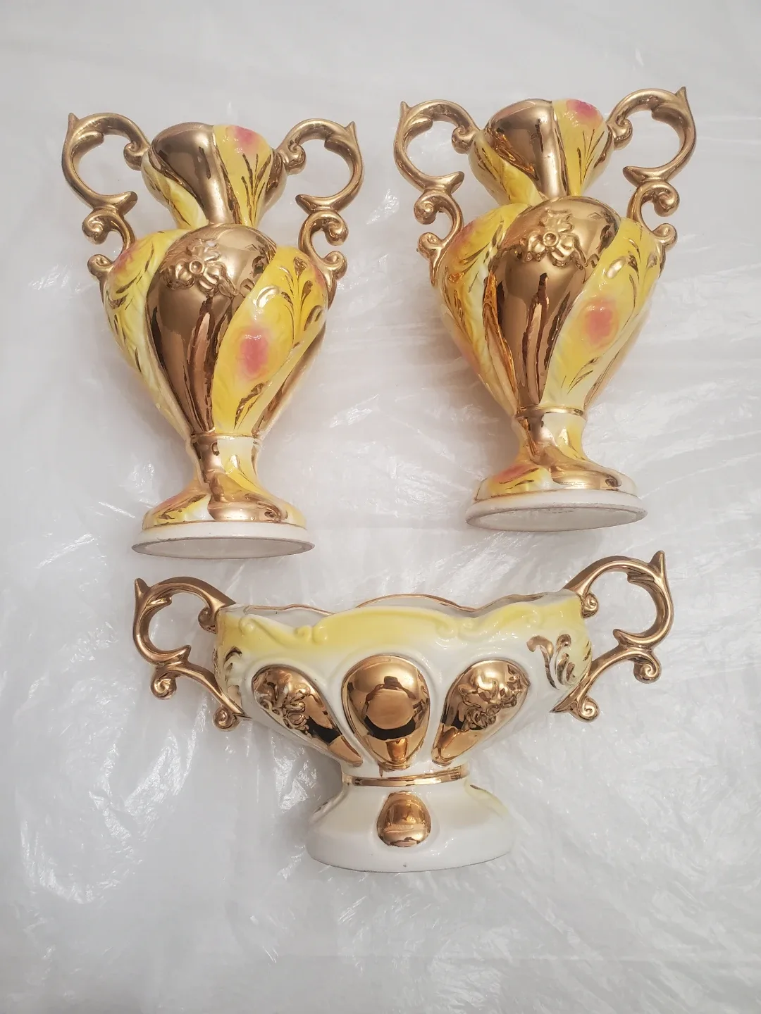 3 gold plated made in italy vases and centerpiece image indicator(4)
