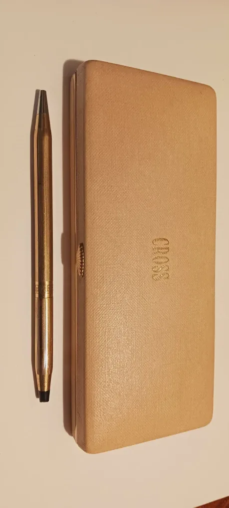 Cross 10 Karat Gold Filled 4543 Pen with Box image indicator(3)