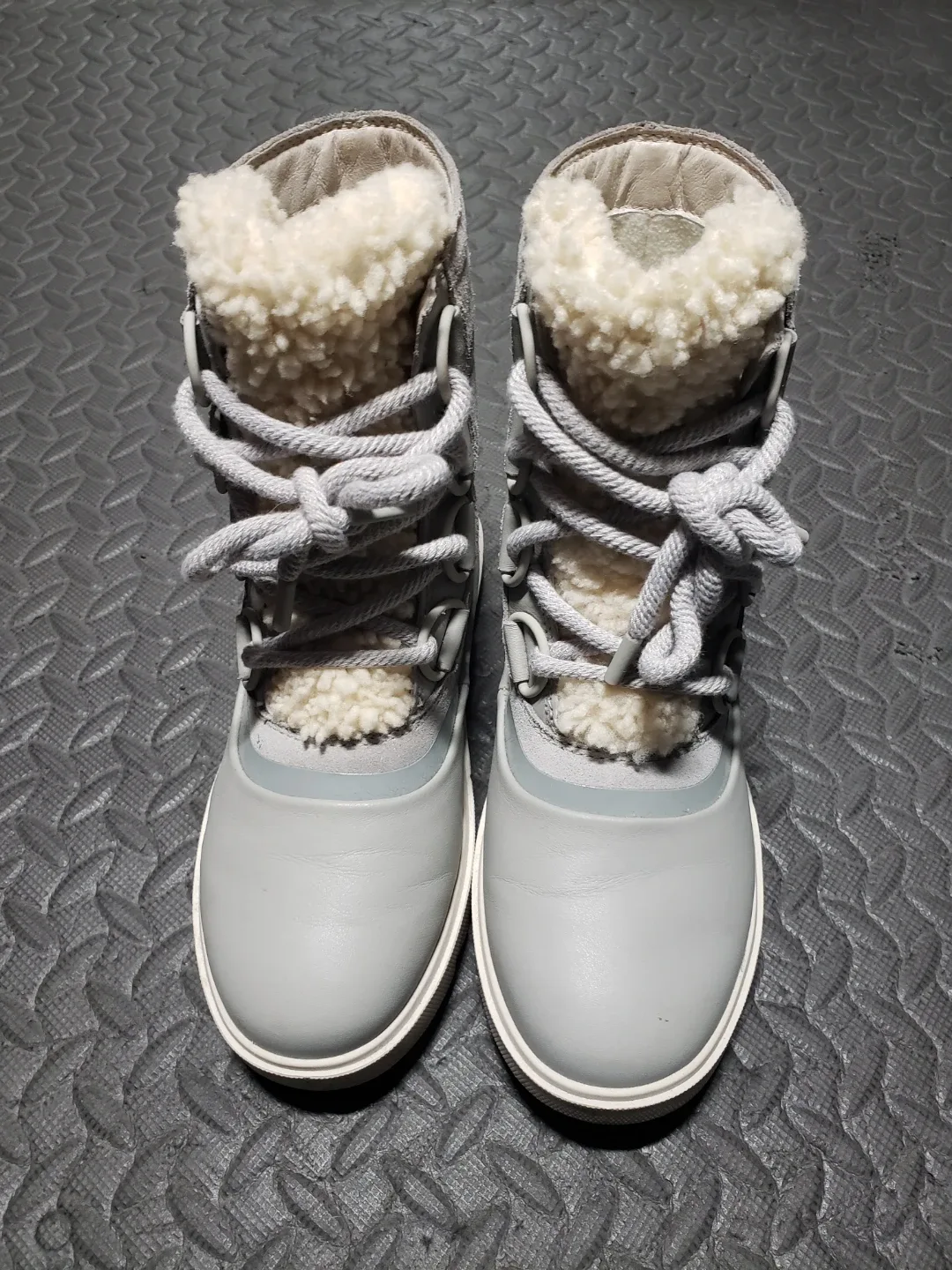 Sorel Explorer Joan of Arctic Cozy Boots - Grey (Size 6) image indicator(2)