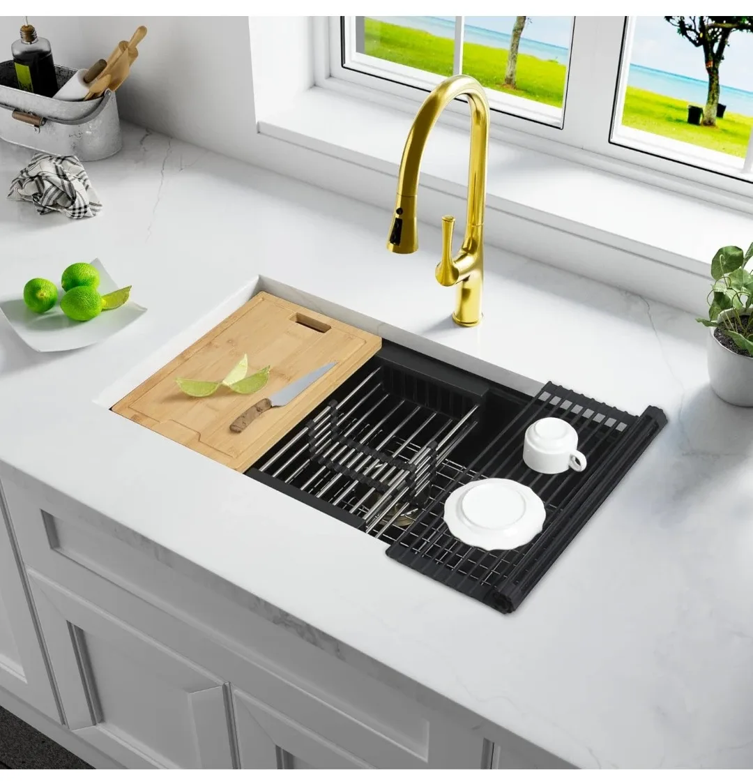 32" x 18" Black Kitchen Sink