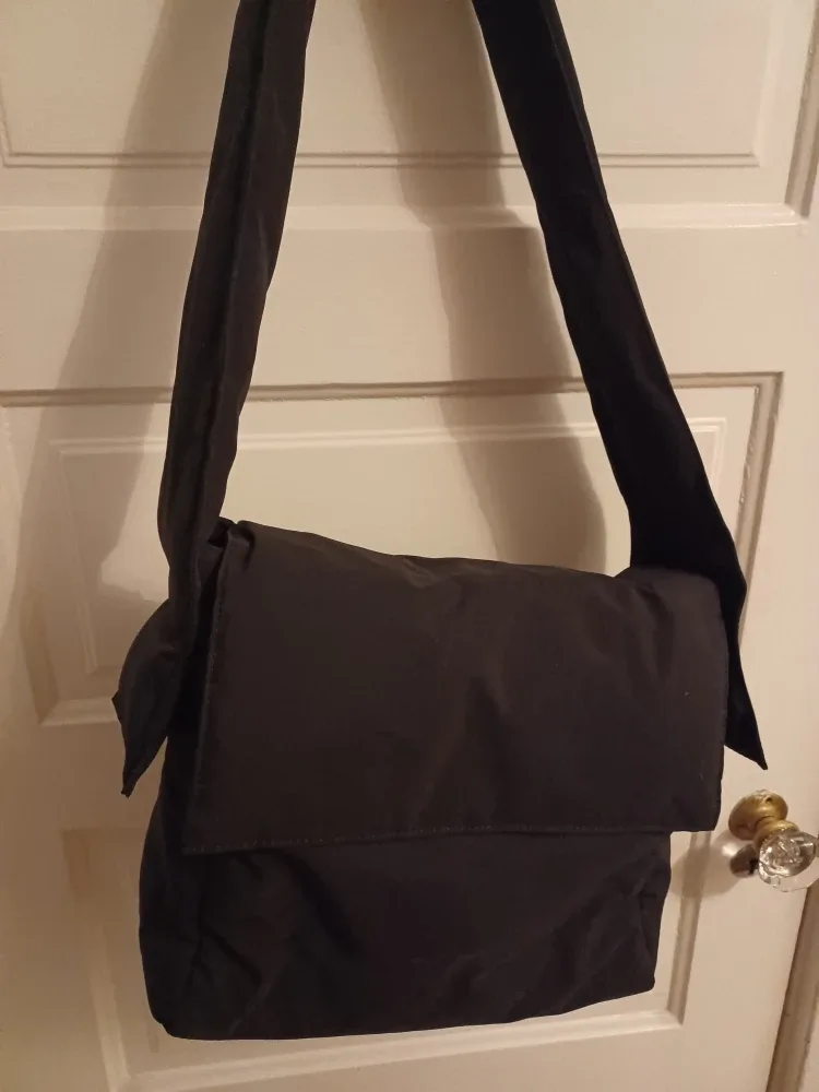 Puffy Black Messenger Bag