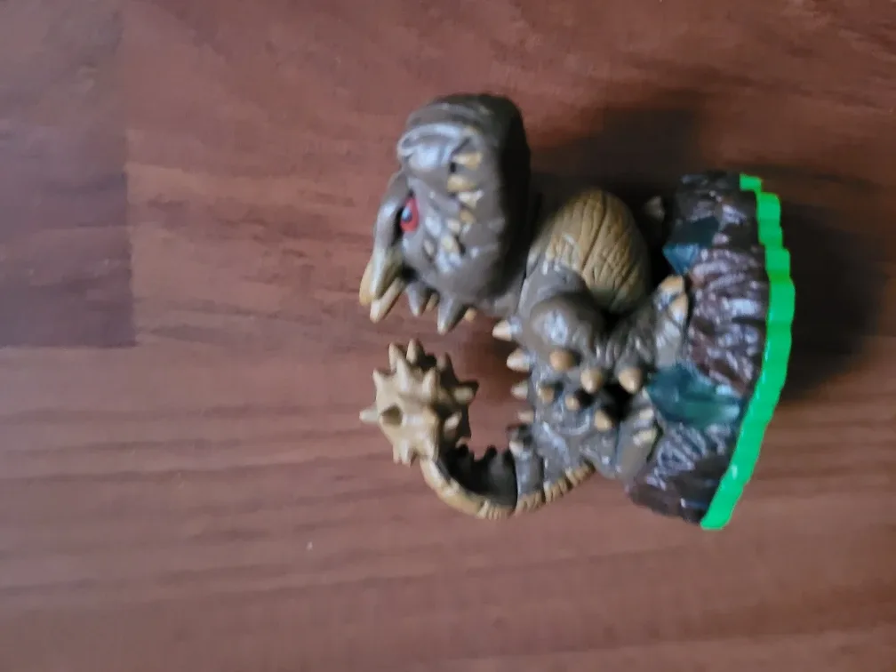 Skylanders Figures Lot (6) Bundle 6 image indicator(7)