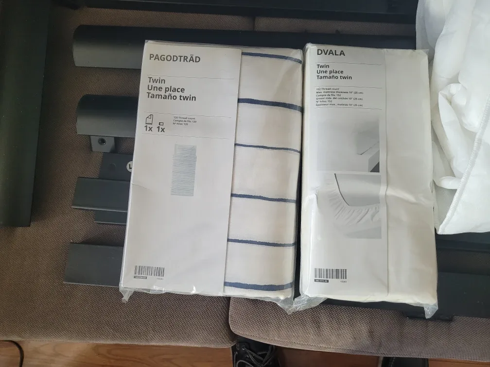 IKEA Twin Bed Frame & Bedding Set image indicator(5)