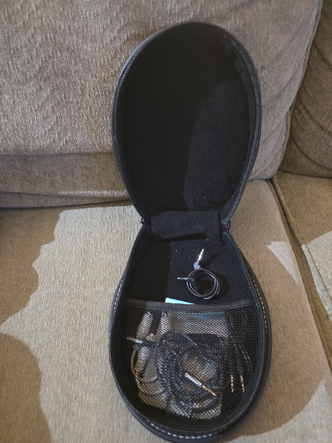 Sennheiser Momentum On-Ear Headphones - photo 3