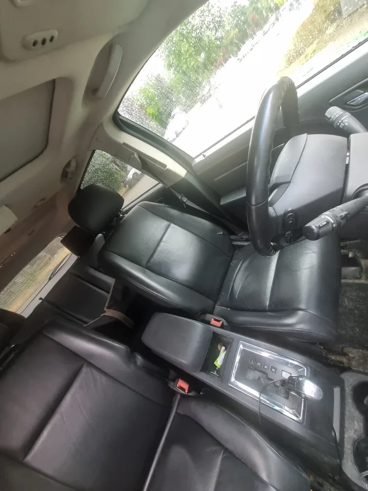 Silver Dodge Journey image indicator(5)