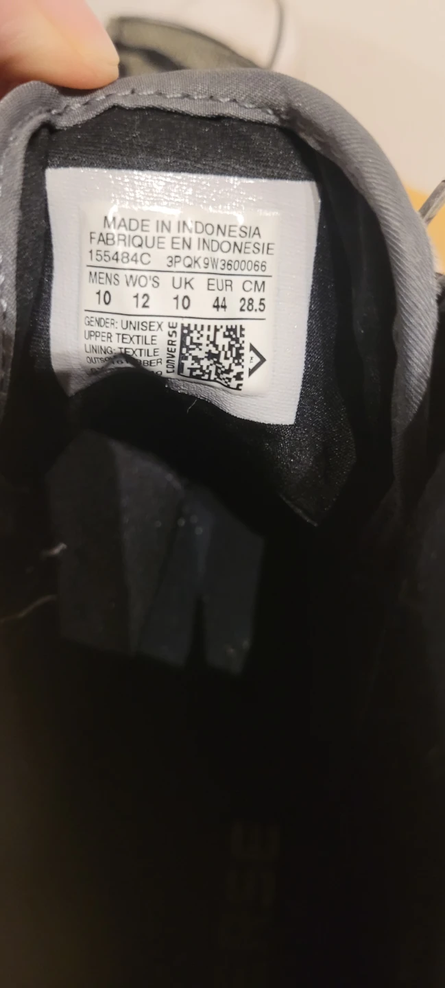 Converse High Top Sneakers US 10 - photo 2