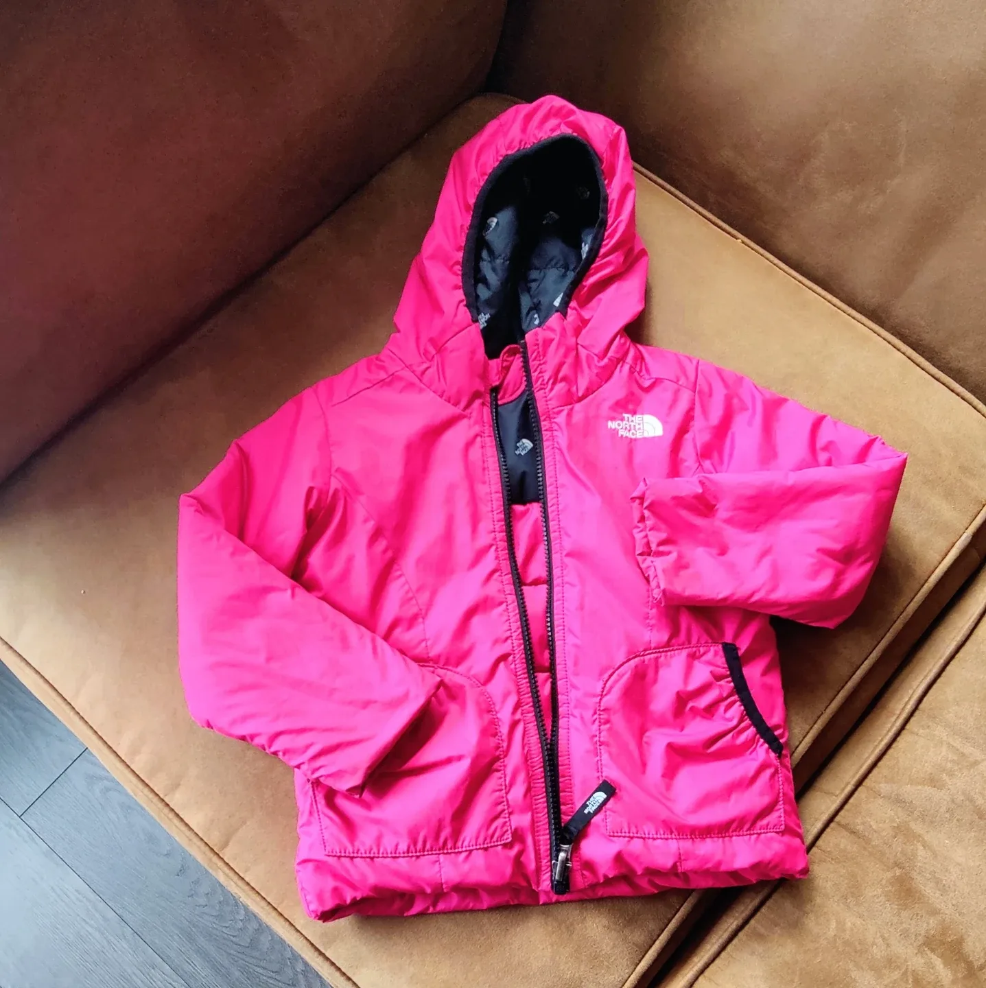 The North Face Girl's Reversible Jacket - Pink 3T 🥕