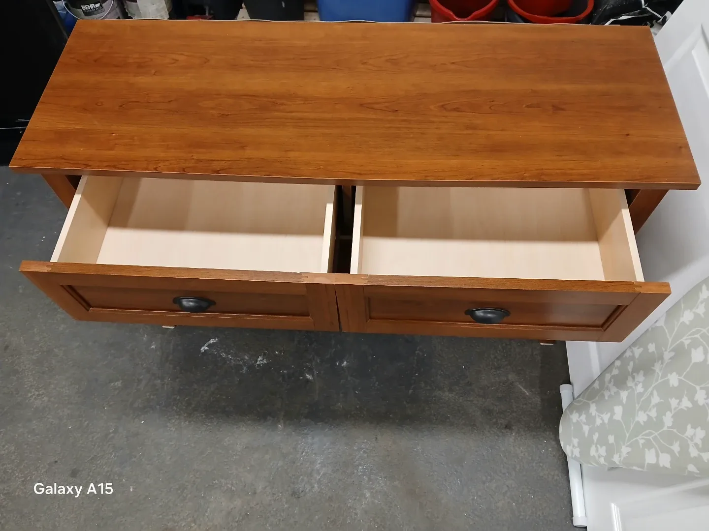Wooden TV Stand with Drawers image indicator(3)