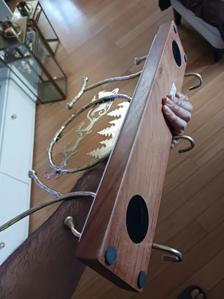 Weighted “JOY” Christmas Stocking Holder – Gold Metal image indicator(8)