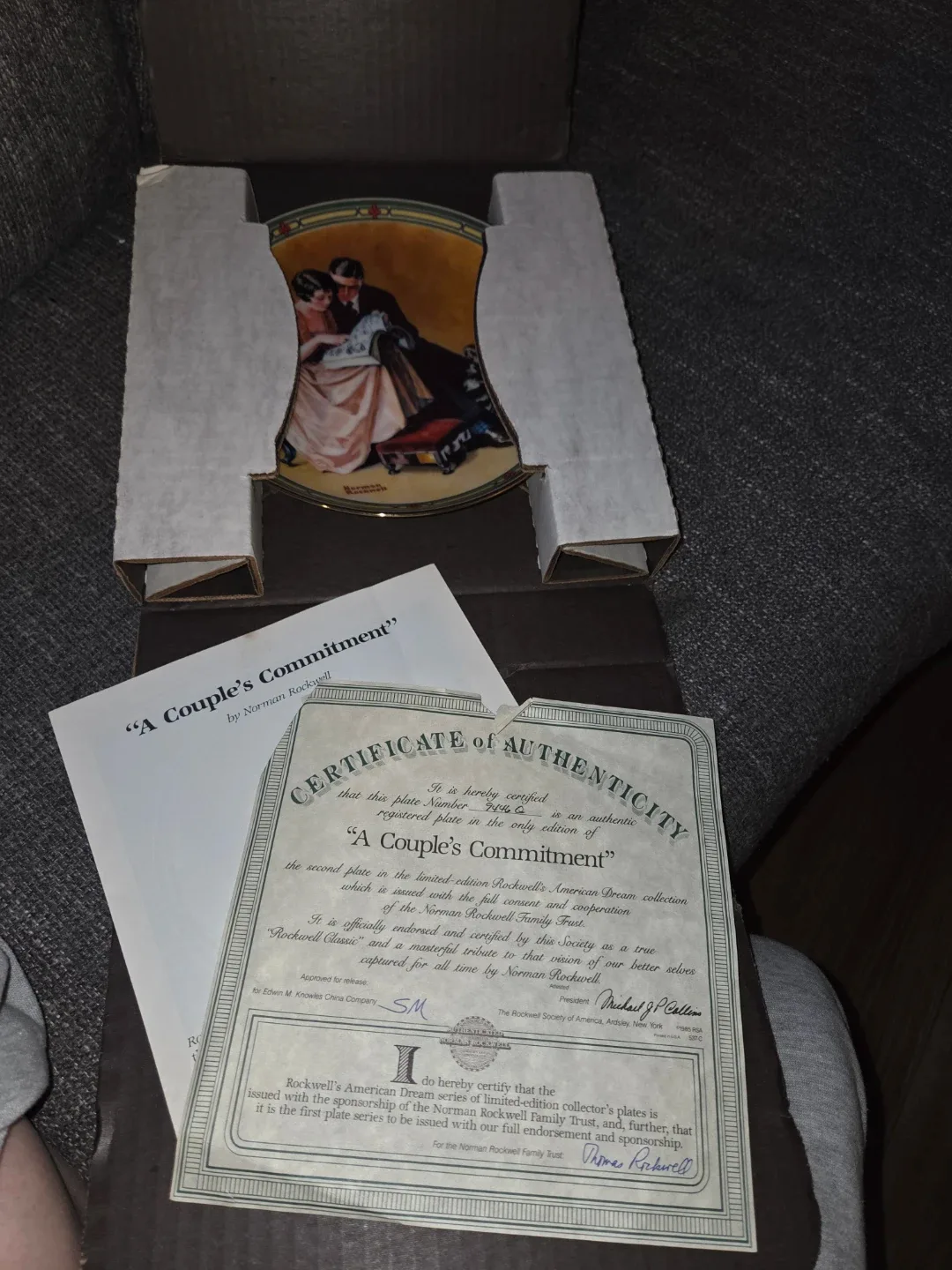 Norman Rockwell "A Couple's Commitment" Plate image indicator(4)