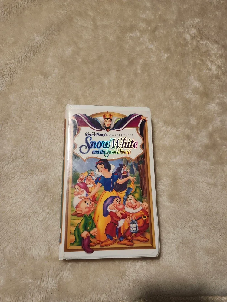 Snow White and the Seven Dwarfs VHS Tape