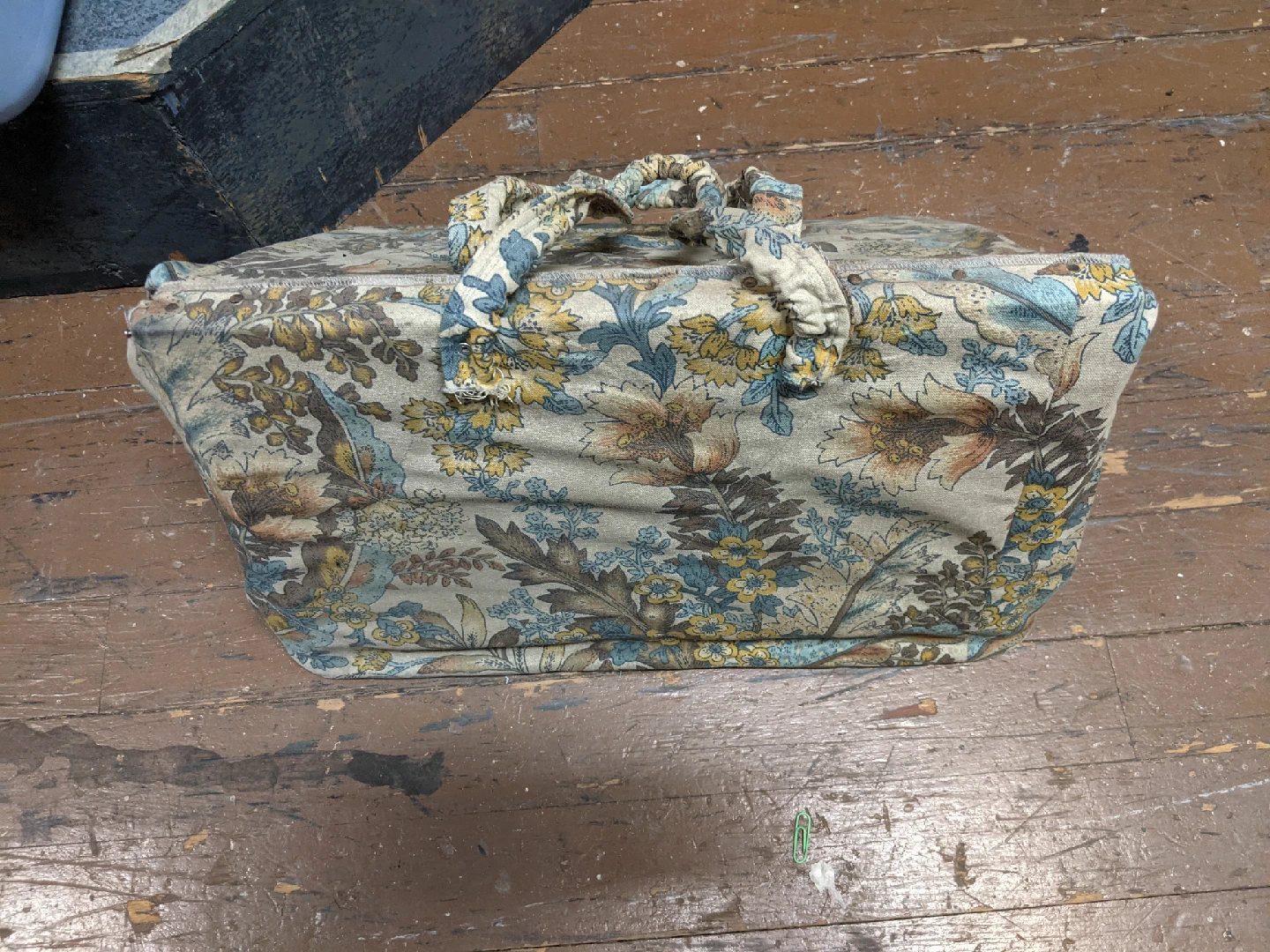 Stage bag with trap door