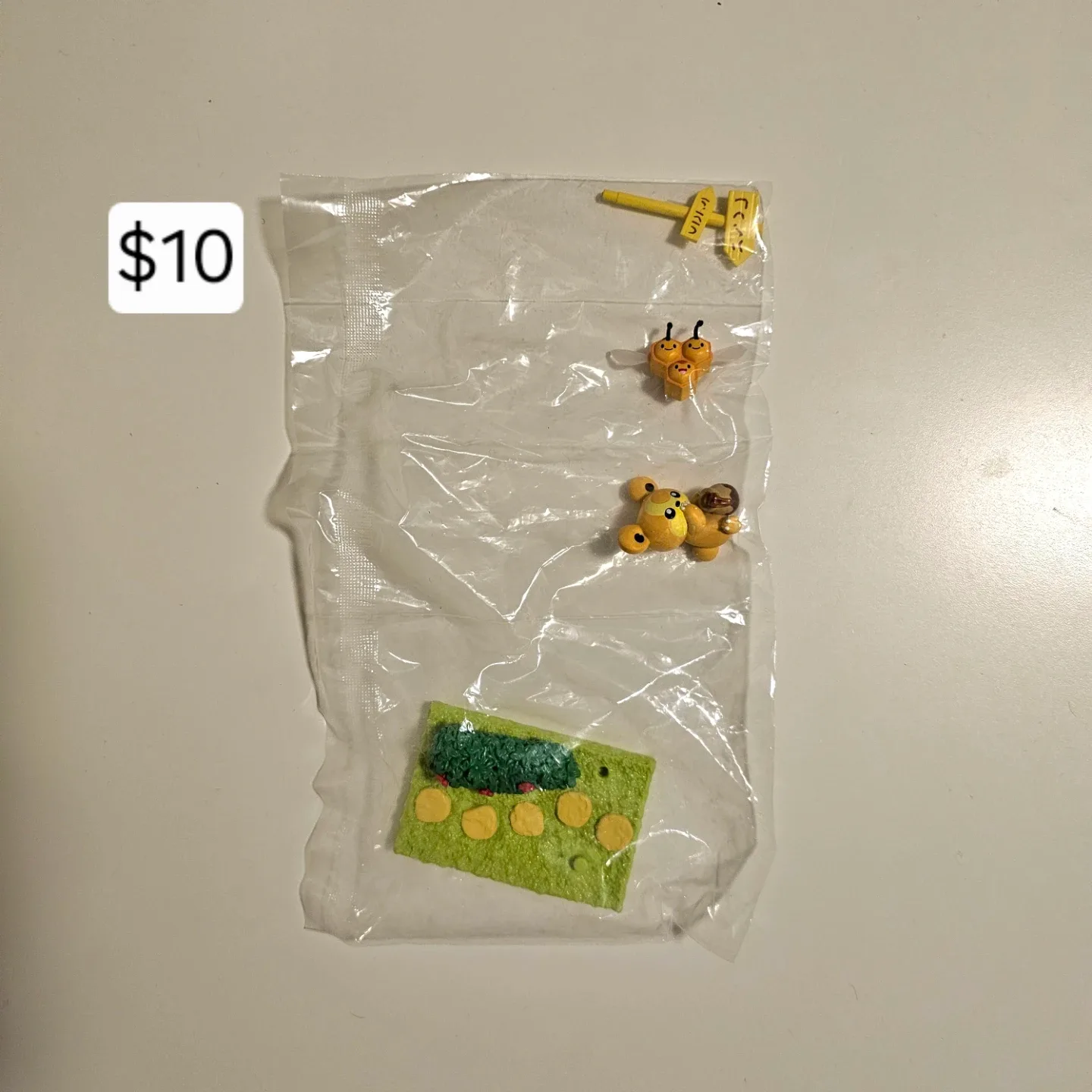 Official Pokémon Merch image indicator(2)