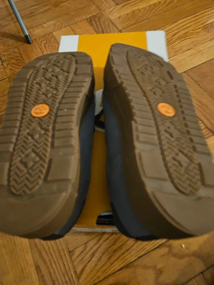 Timberland Women's dark blue suede sneakers. image indicator(4)