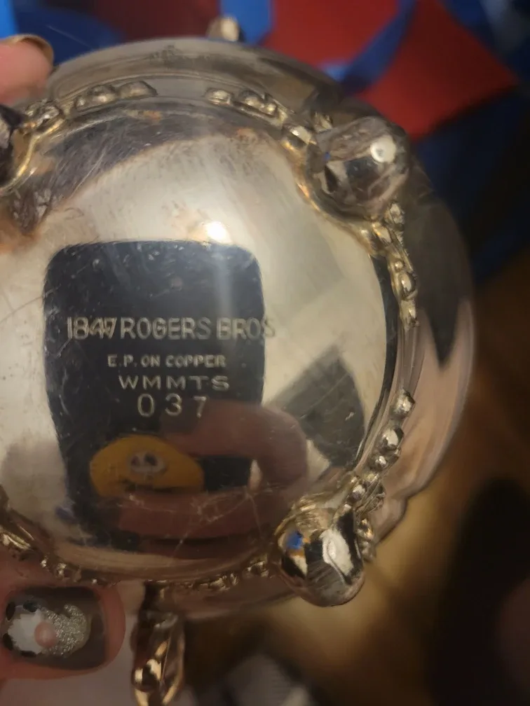 1847 Rogers Bros Silver Plated Tea Set image indicator(5)