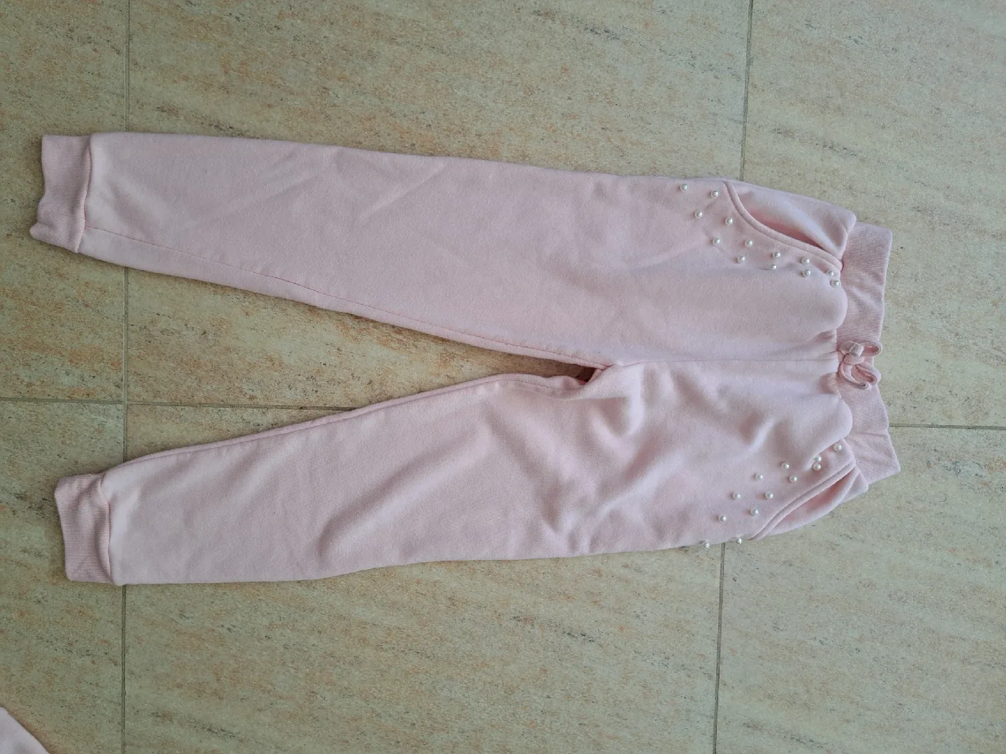 Girls' Pink Lounge Set with Pearl Details image indicator(6)