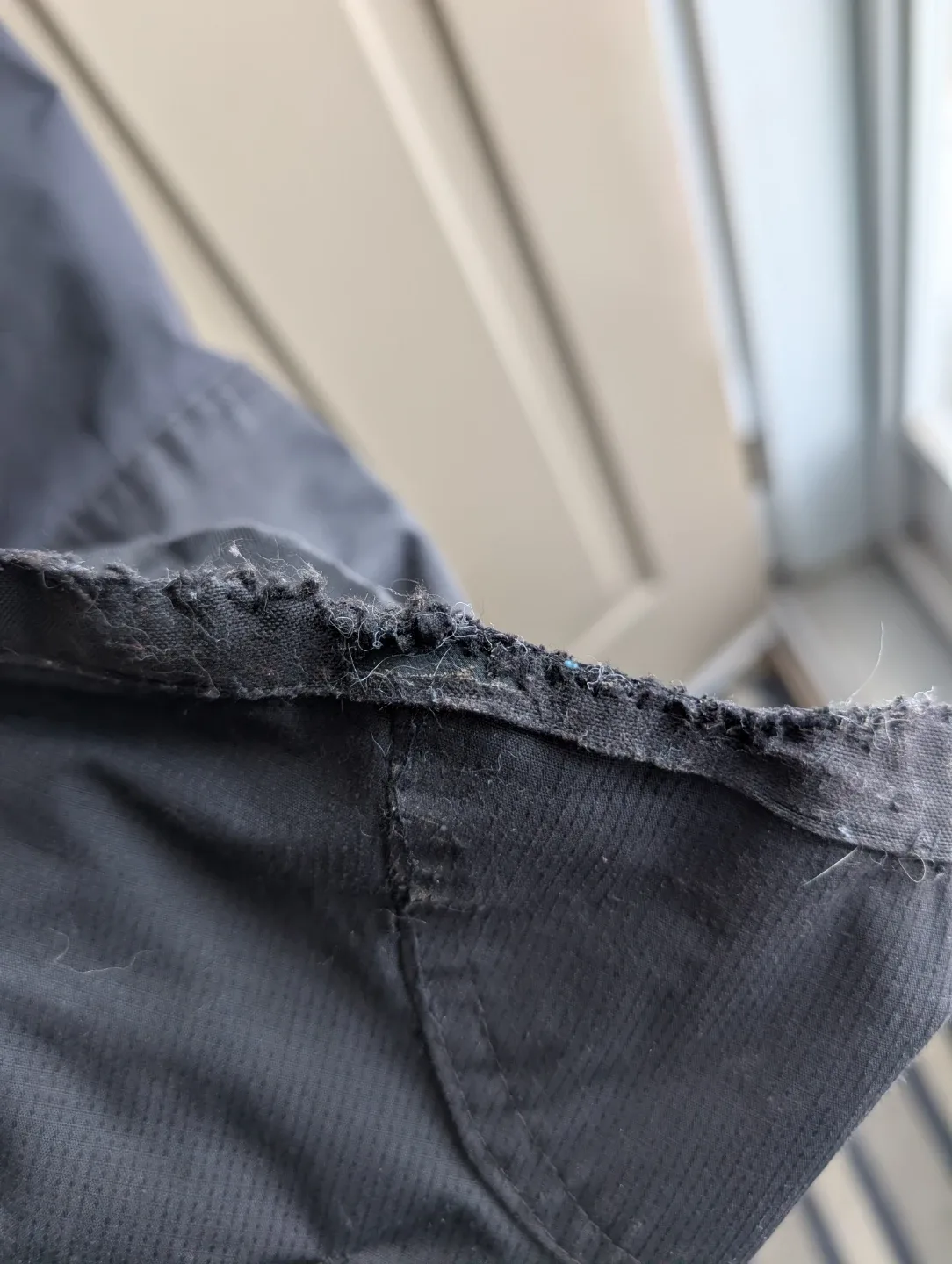 Boys sz 9/10 Mountain Warehouse snow pants image indicator(5)