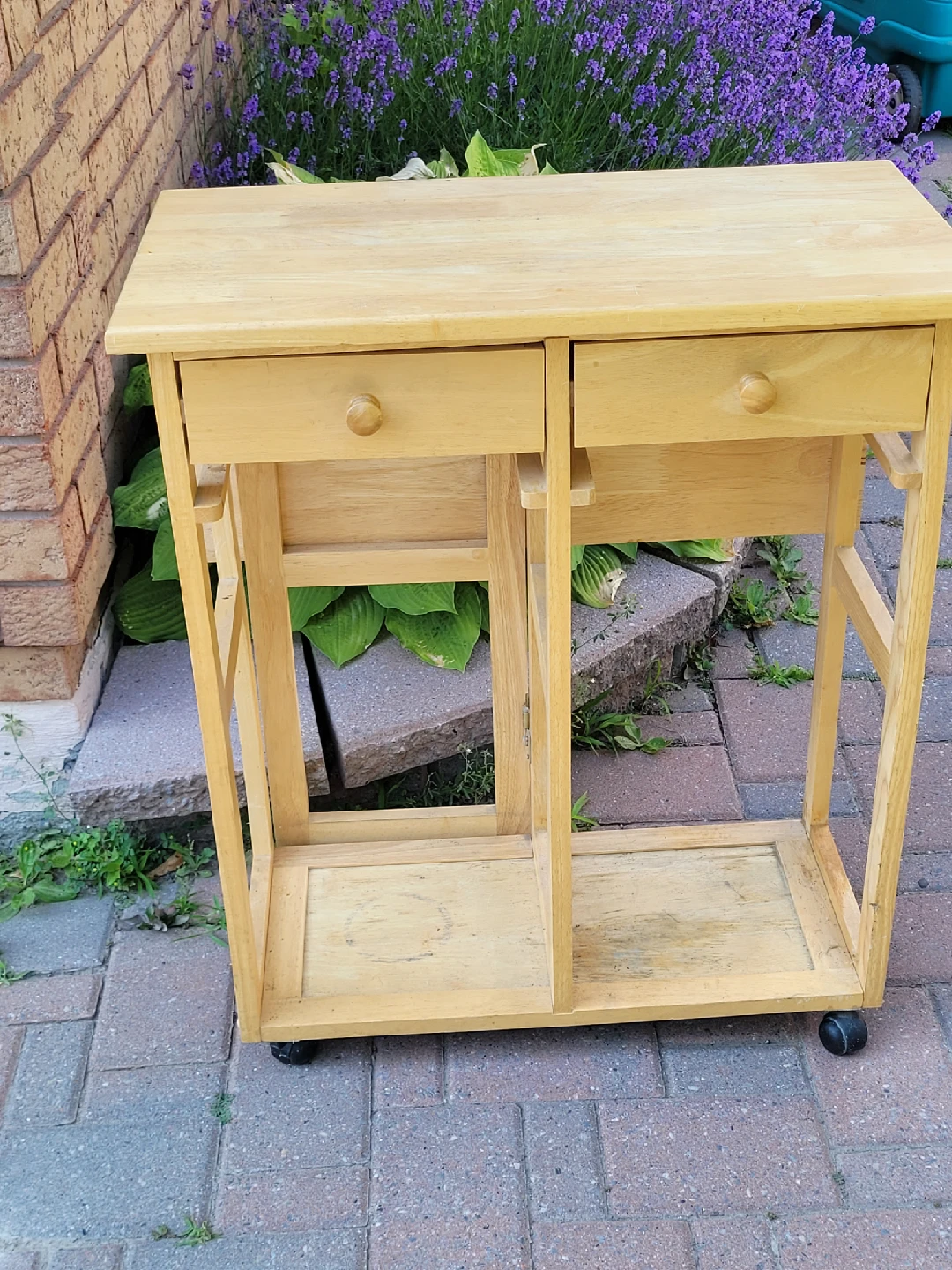 Wooden Kitchen Island with Two Stools