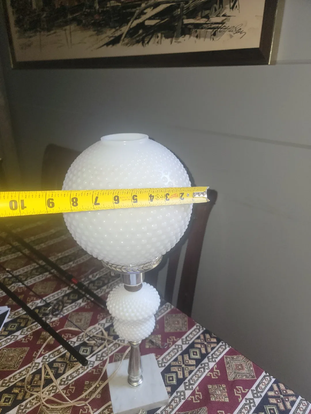 Vintage Hobnail Milk Glass Table Lamp image indicator(7)
