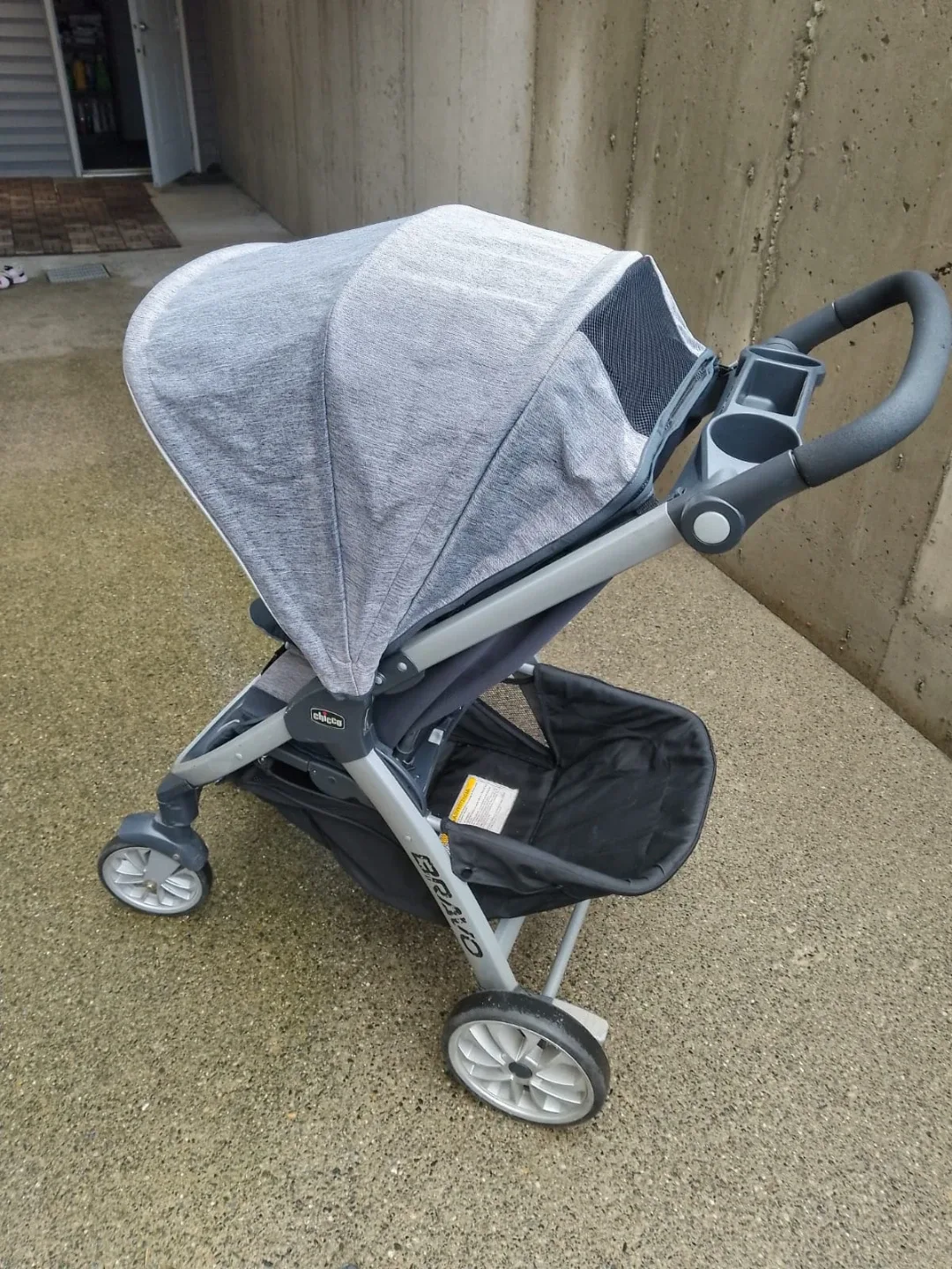Chicco Bravo Stroller - Grey image indicator(7)