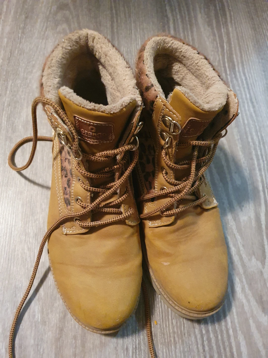 Tan Ankle Boots - Size 8 (Women's) 38 Eur