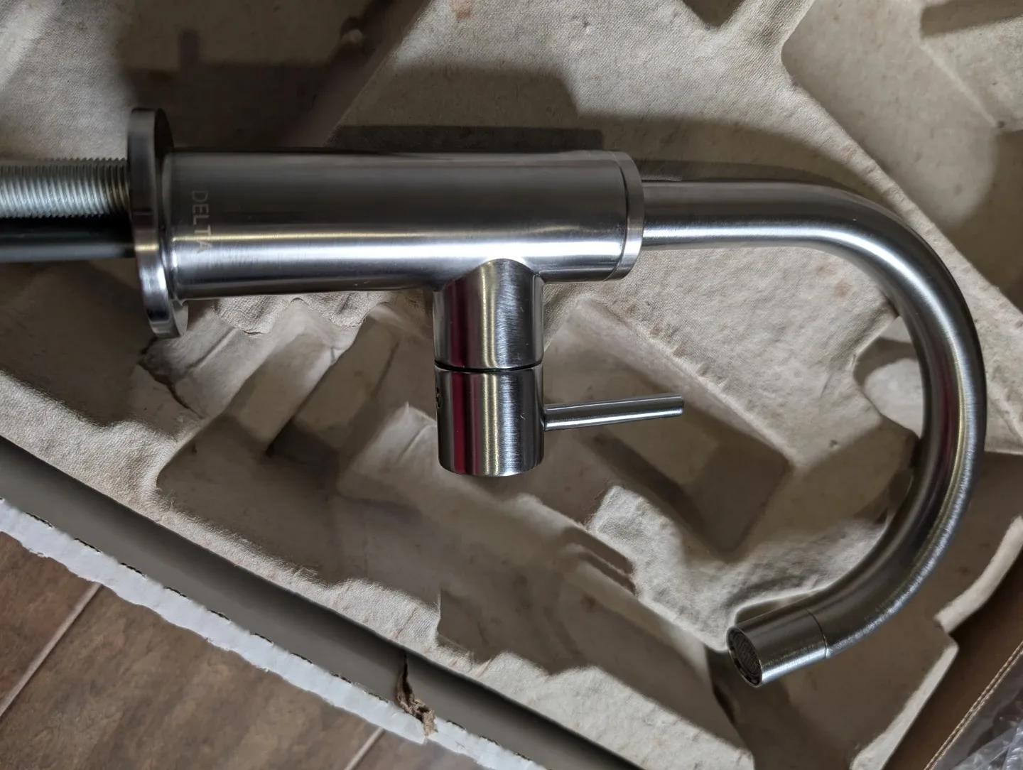 Brand New Delta Beverage Faucet For Sale 🥕 image indicator(4)
