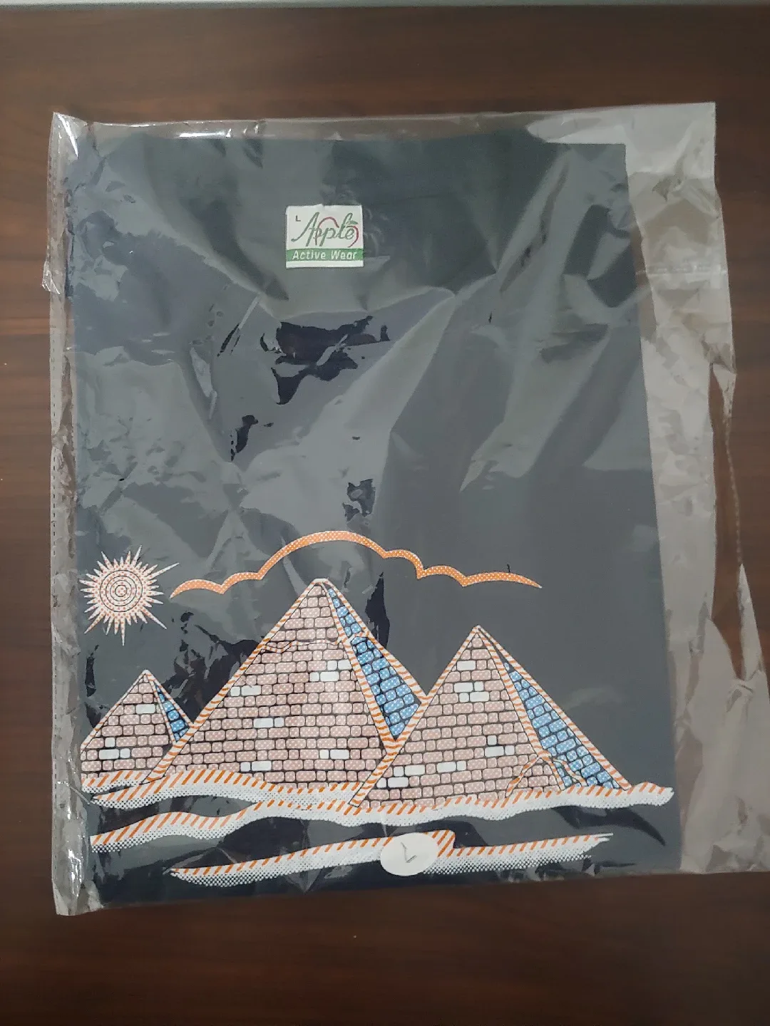 New Egypt T-Shirt - Size L image indicator(3)