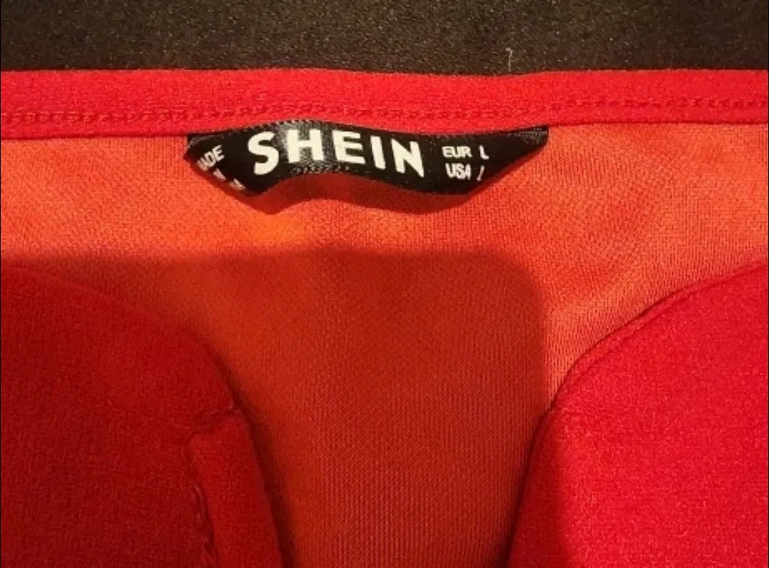 Shein/Kean Angel Red Shorts & Top Set - Size M/L image indicator(6)