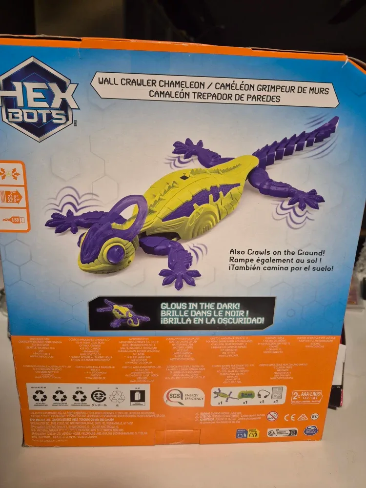 Hexbots Wall Crawler Chameleon - New in Box! image indicator(2)