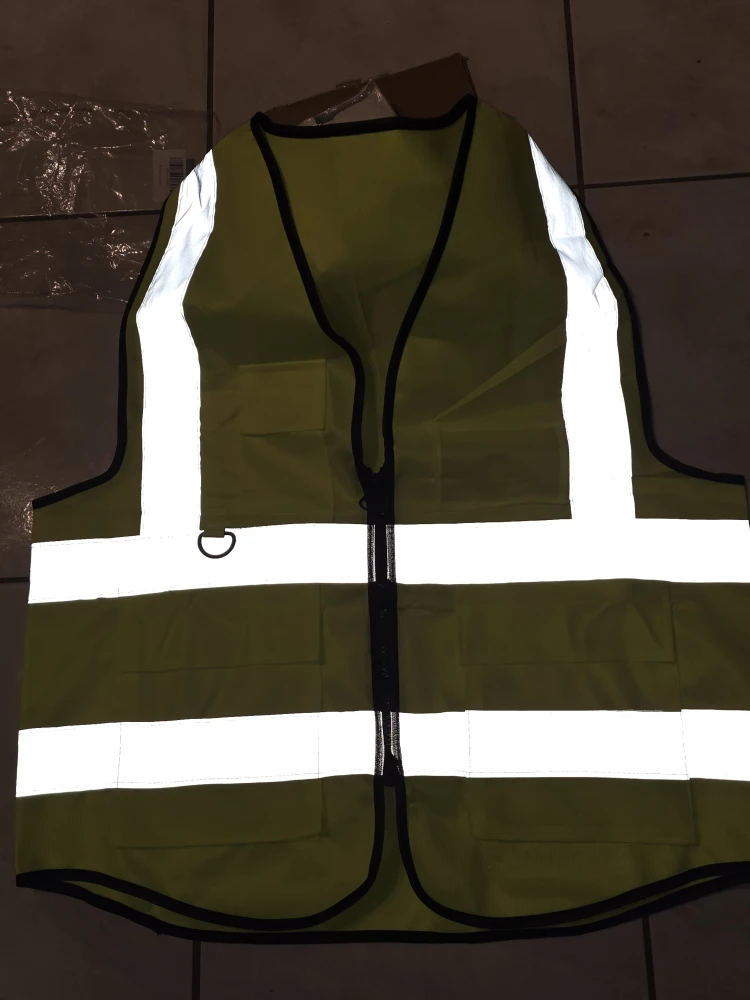 Reflective Safety Vest -NEW - photo 2