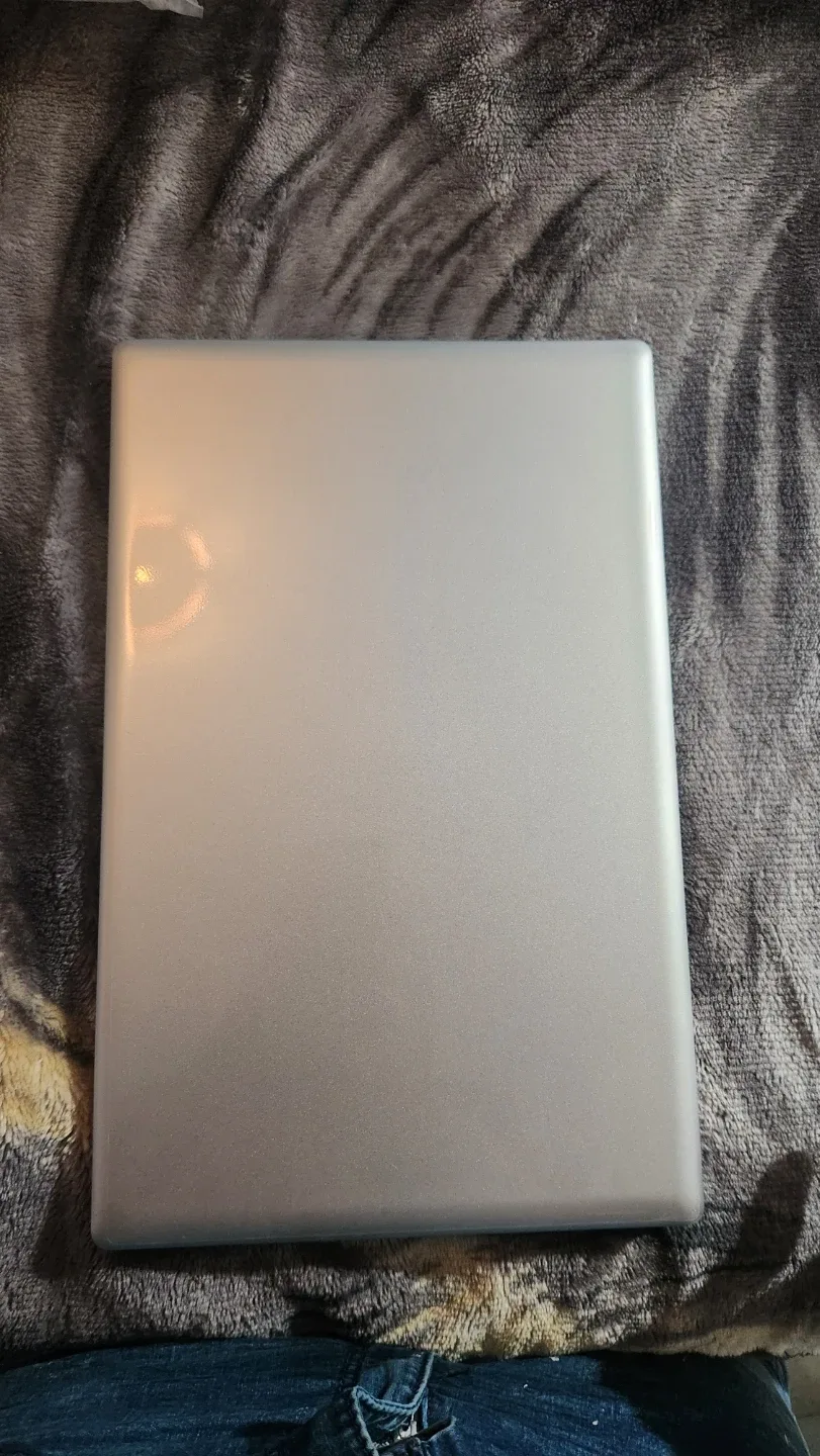 Silver Intel Laptop image indicator(4)