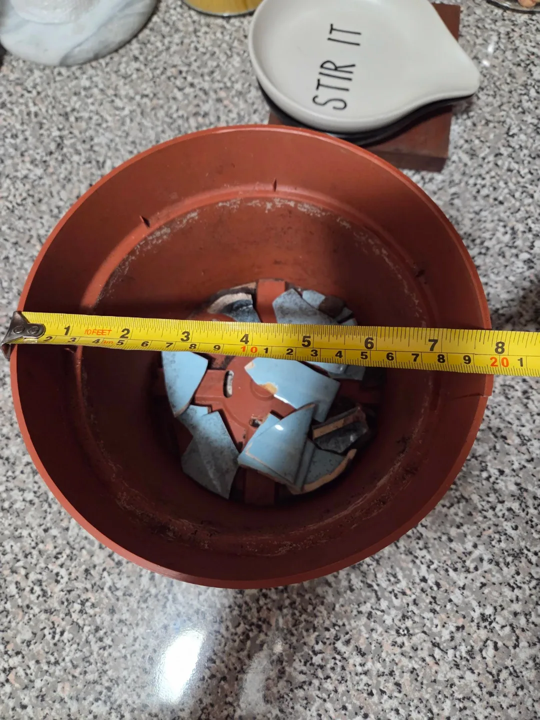 Terracotta (faux) Plant Pot - 8 inch diameter 🥕 image indicator(3)