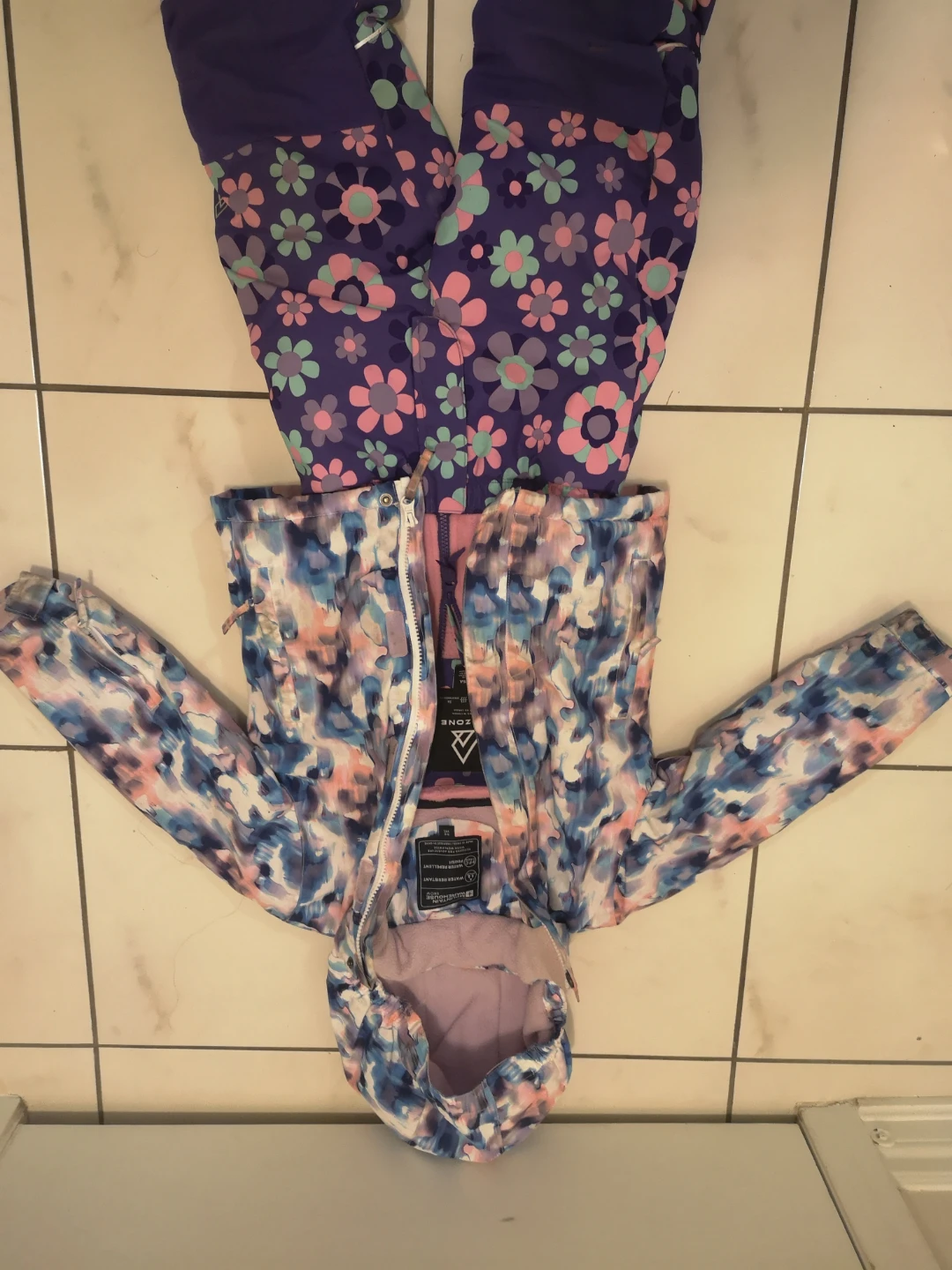 Ripzone & Mountain Warehouse Snowsuit - Size 5T