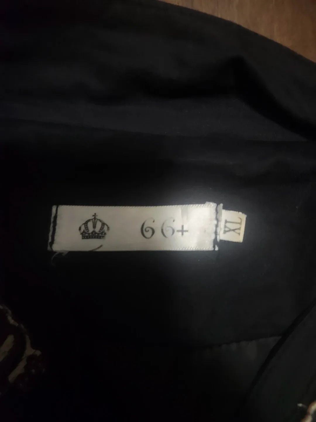 M&M's Racing Jacket - Size XL image indicator(3)