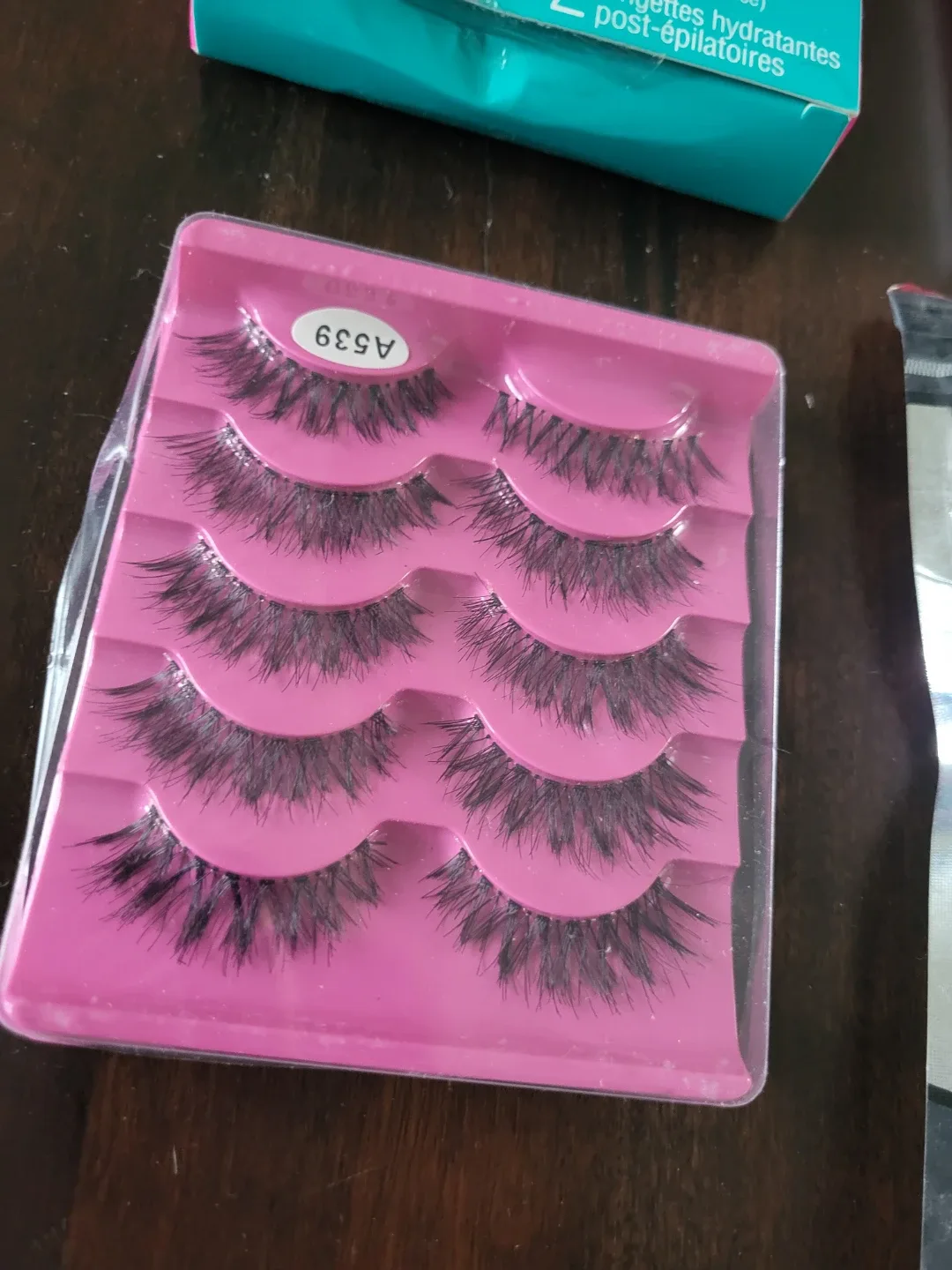 Mixed Lot: Stylish Trendy Hair, Eyelashes, Pantyhose, Sponges image indicator(4)